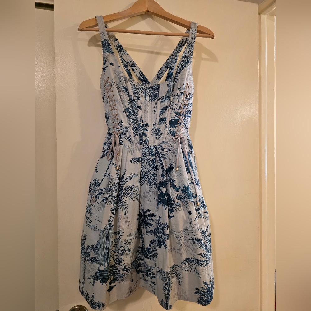 Leifsdottir Blue and Cream Patterned Fabric